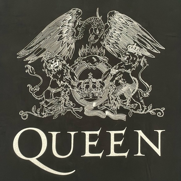 Queen - Picture 1 of 3